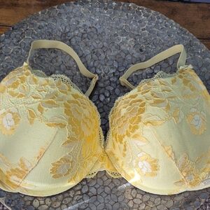 Adore Me Jaya Yellow Floral Lace Underwire Push Up Bra. 36DDD. EUC